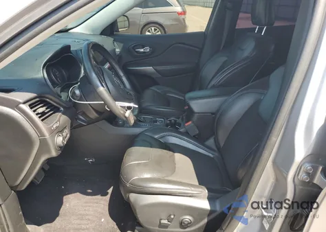 2019 Jeep Cherokee Latitude Plus from USA, damaged, VIN 1C4PJMLB9KD137868